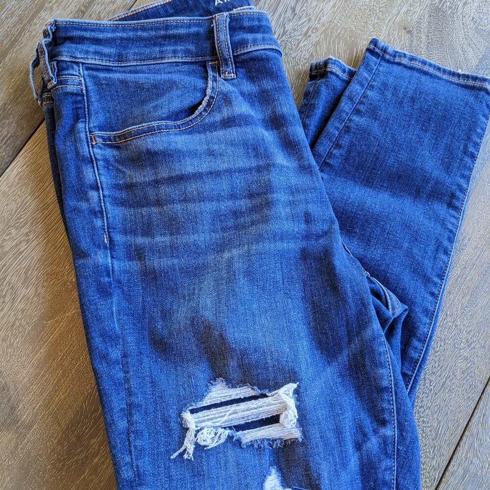 American Eagle Jegging Ripped Distressed Denim Blue Jeans Skinny Jeans, Size 12 - Picture 6 of 11